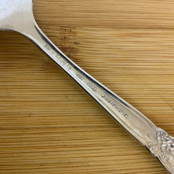 Wm A Rogers Oneida Valley Rose 1956 Set of 4 Salad Forks Silver Plate Discontinu - Picture 4 of 4